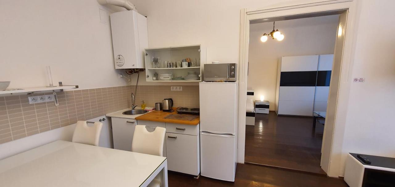 Tower Apartment Prag Exterior foto
