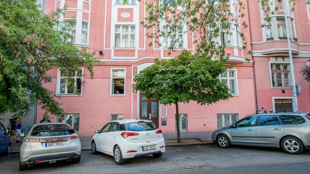 Tower Apartment Prag Exterior foto
