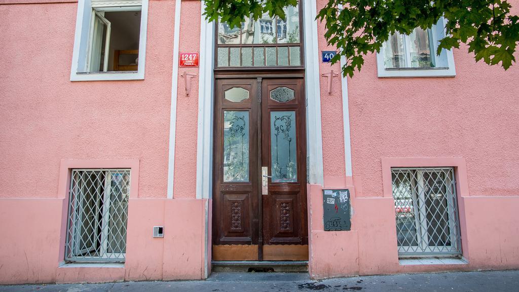 Tower Apartment Prag Exterior foto